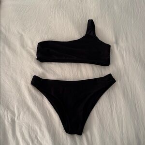 SHEIN Black Swimwear Top